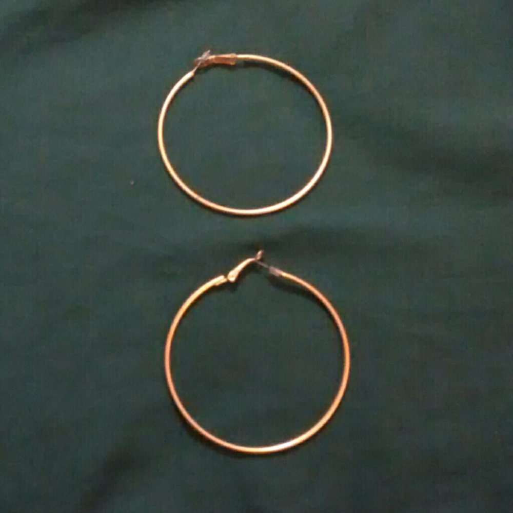 🎈Gold Hoops